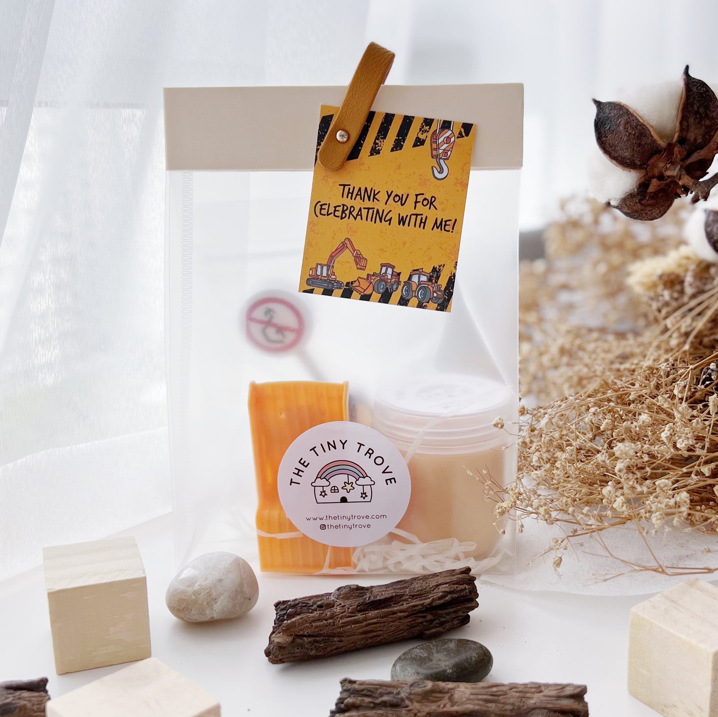 Construction Theme Play Dough Party Pack