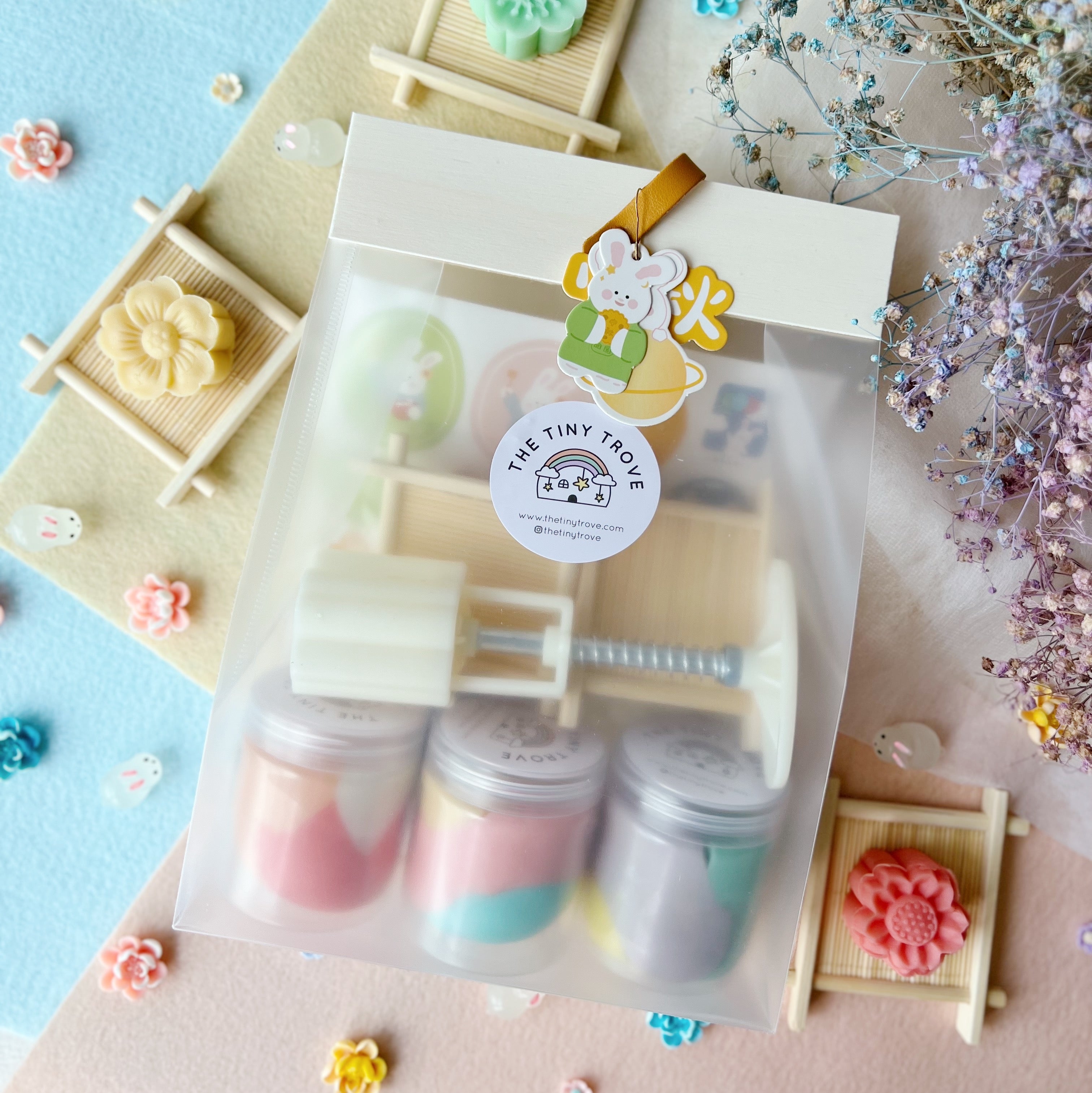 Autumn Blossom Mooncake Sensory Kit