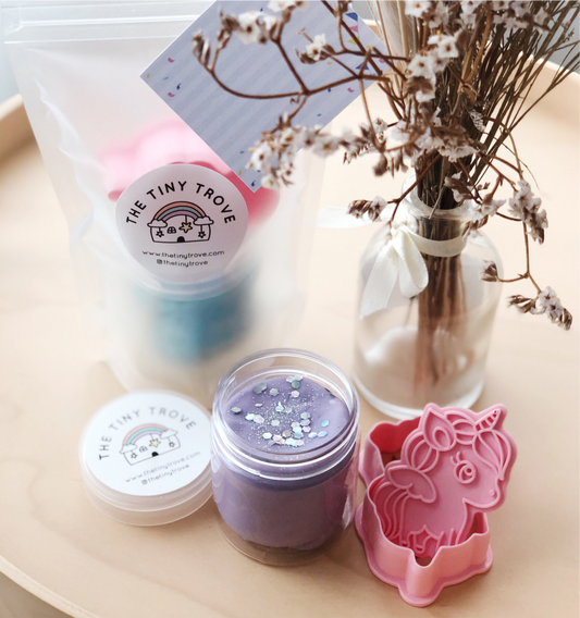 2-Piece Cutter PLAY DOUGH Party Pack (Educators Special)