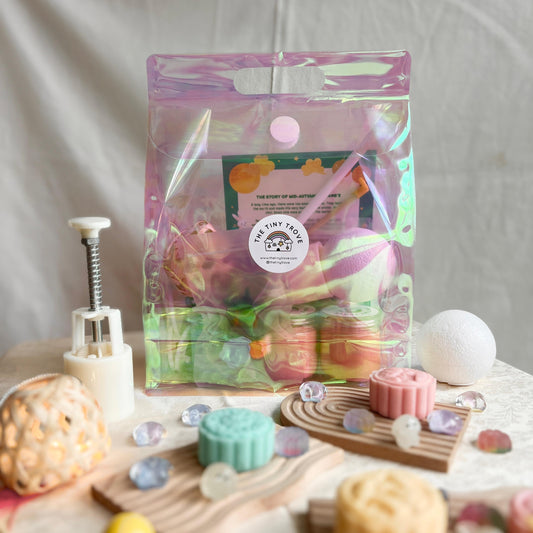 Glowing in the Moonlight Mid-Autumn Mooncake Kit