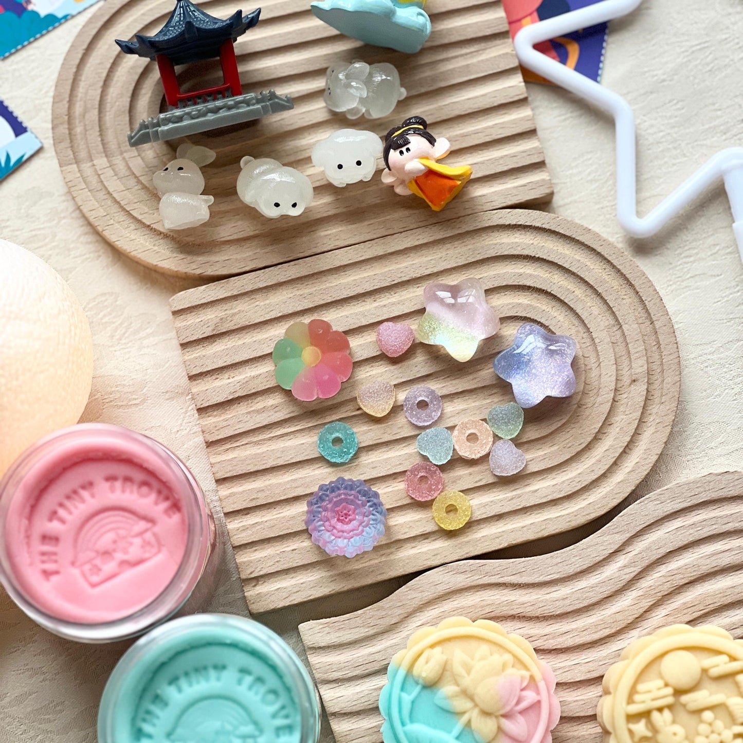 Glowing in the Moonlight Mid-Autumn Mooncake Kit