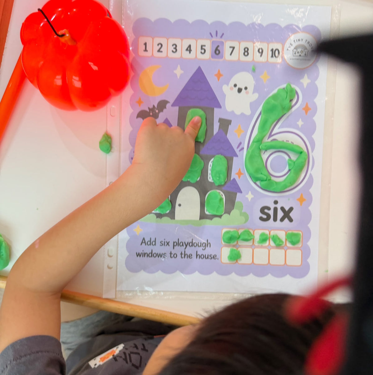 Halloween Number Play Dough Mats 🎃 (Free Printables)
