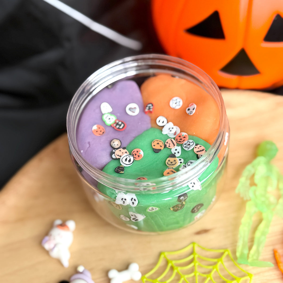 (Play Dough) Spooky Little World – Halloween Play on the Go Jar