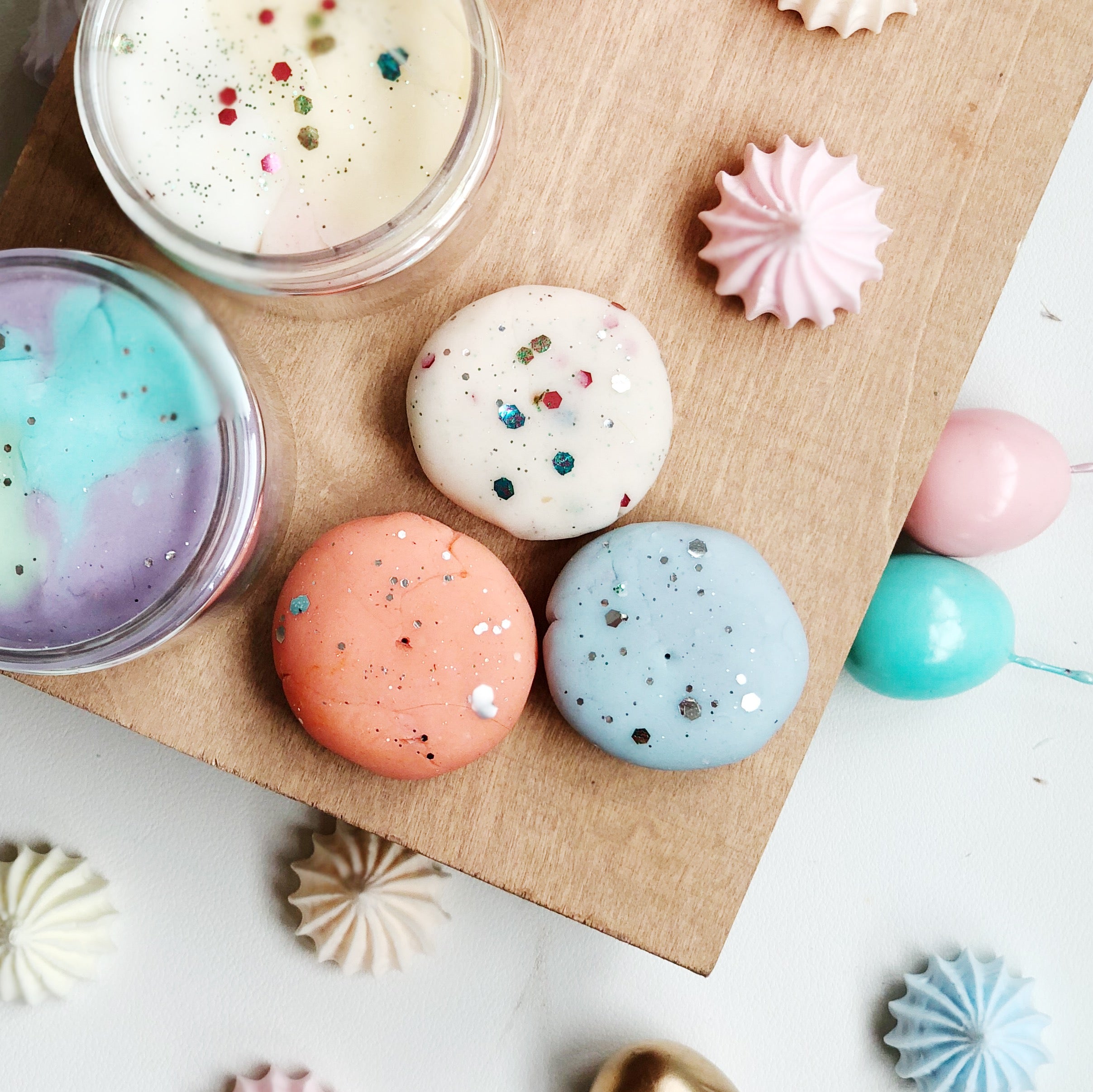 Limited Edition - Birthday Surprise Glitter Play Dough Set