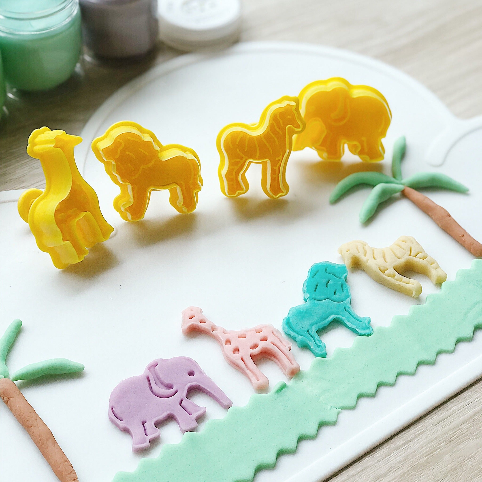 Animal Plunger Cutters Set