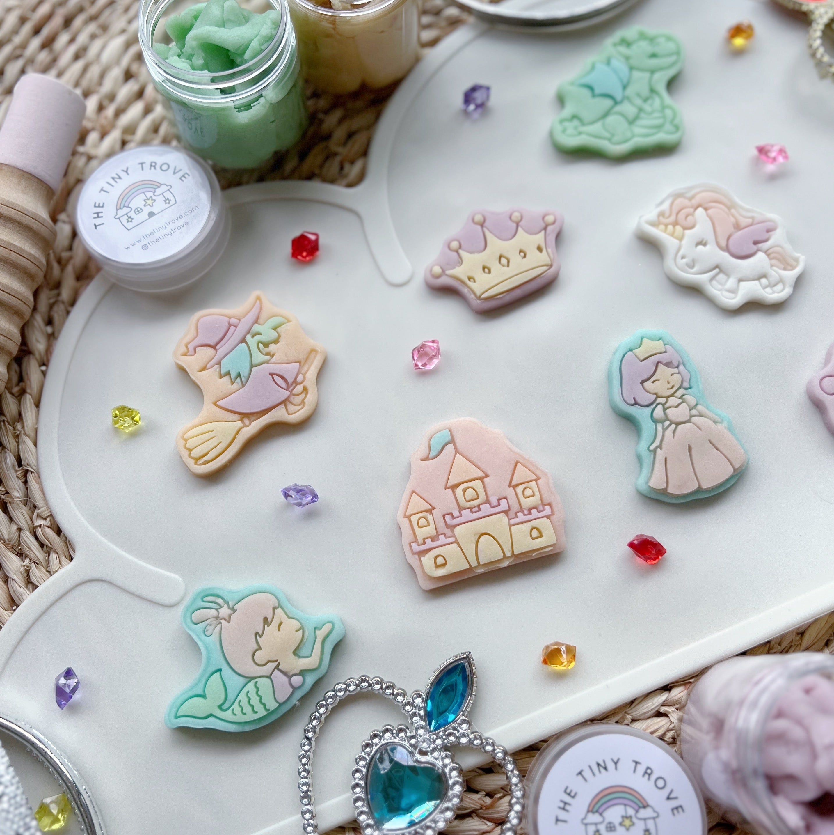 Once Upon a Time Fairytale Land Cutters Set