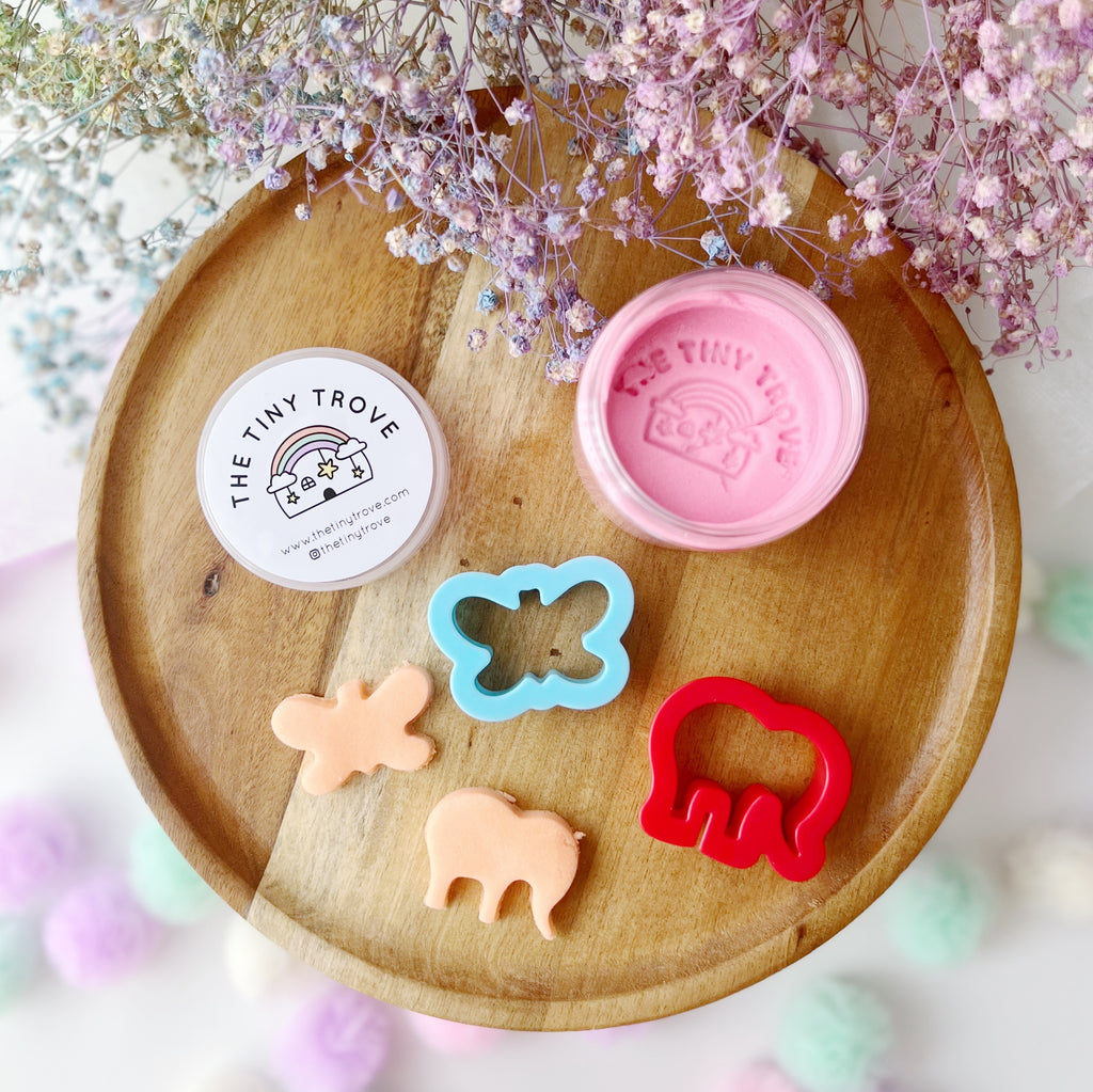 Mini Cutters Magic Play Sand Party Pack