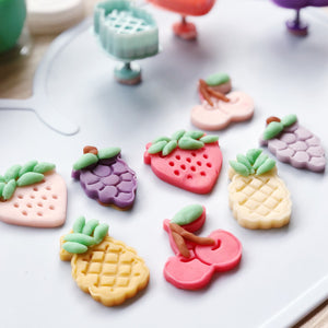 Fruit Delight Plunger Cutters Set